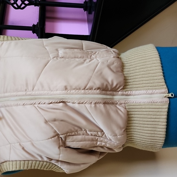 INC Hooded Puffer Vest - SZ L - Picture 3 of 9